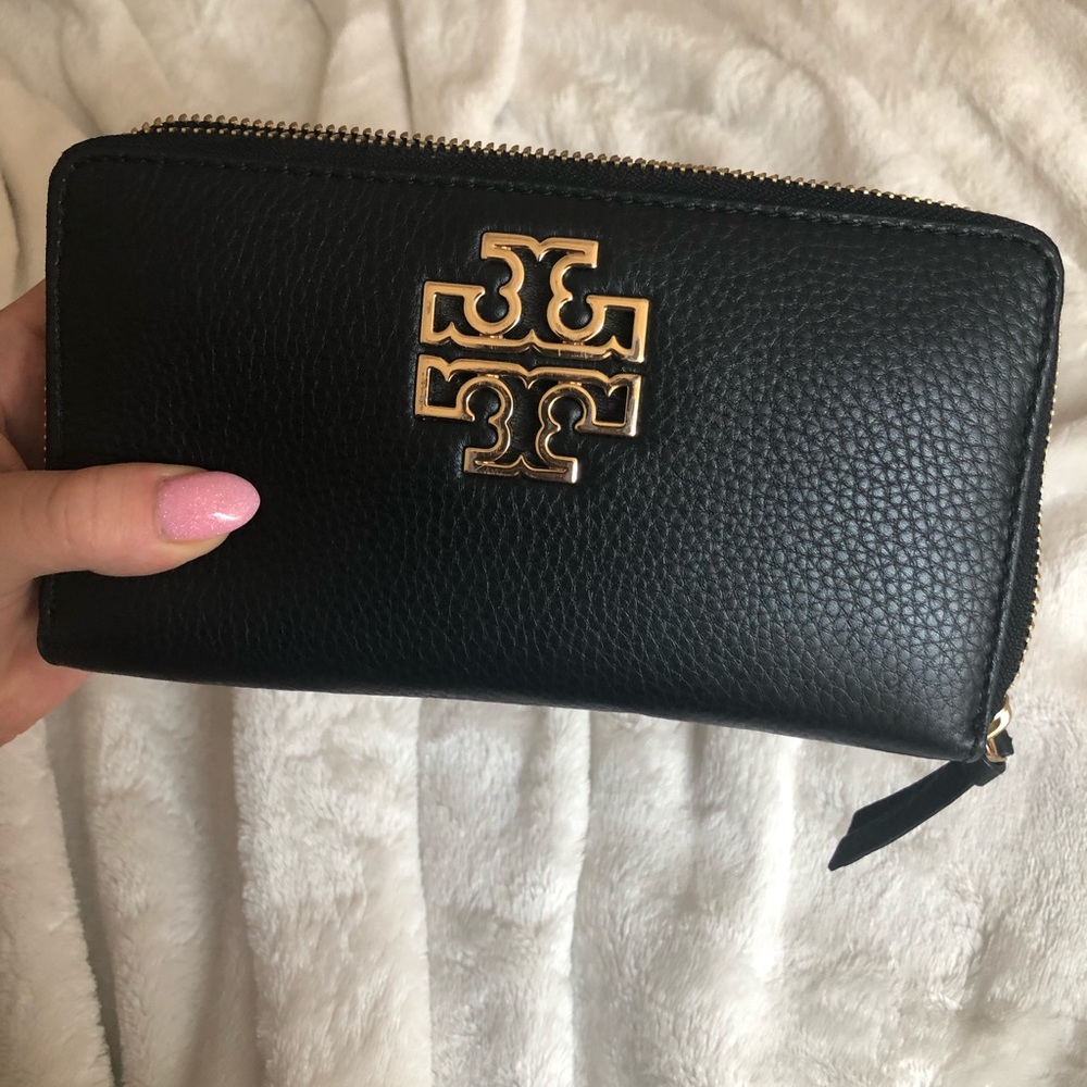 Tory Burch Black Wallet